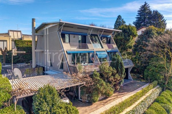 casa indipendente in vendita a Como in zona Como Centro