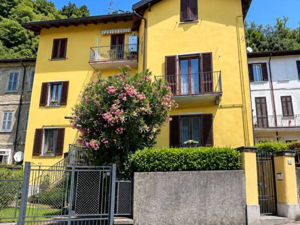 appartamento in vendita a Como in zona Garzola