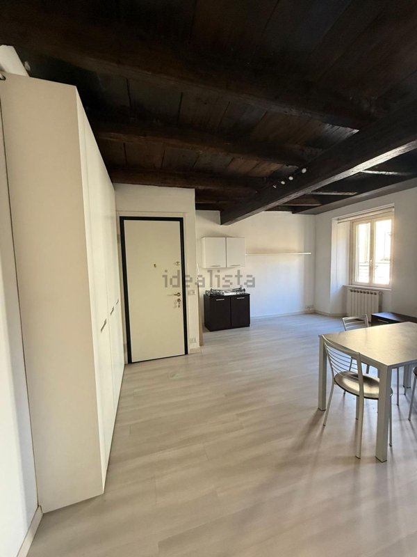 appartamento in vendita a Como in zona Como Centro
