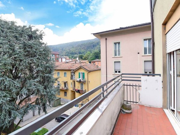 appartamento in vendita a Como in zona Monte Olimpino