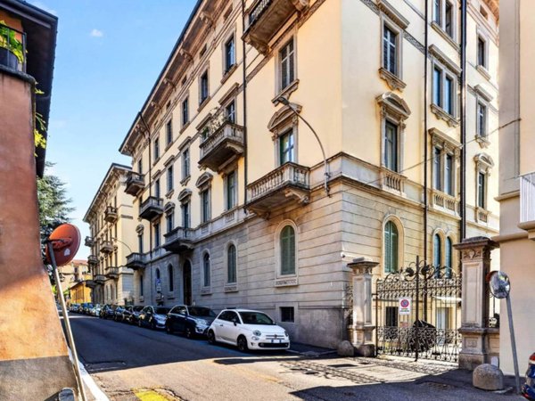 appartamento in vendita a Como in zona Prudenziana