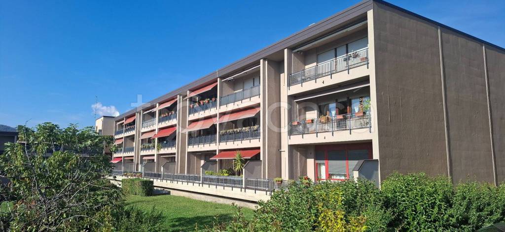 appartamento in vendita a Como in zona Prestino