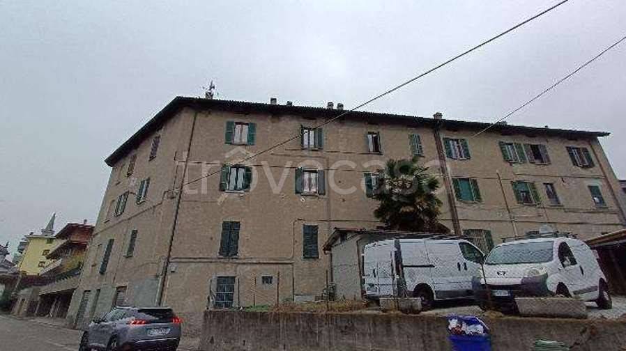 appartamento in vendita a Como in zona Rebbio