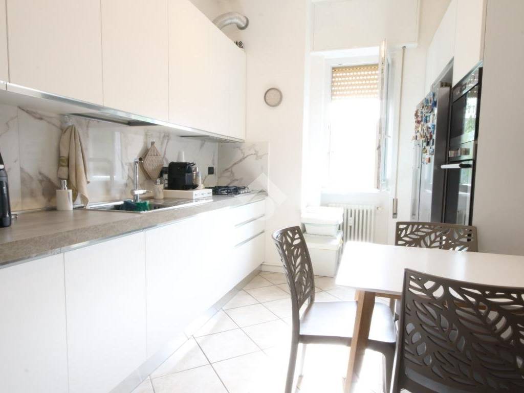 appartamento in vendita a Como in zona Monte Olimpino