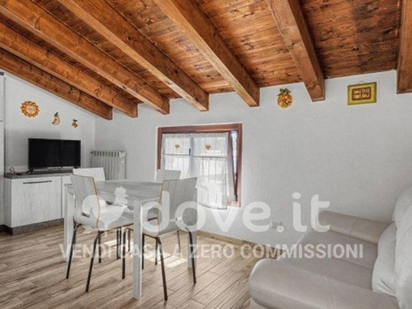 appartamento in vendita a Como in zona Acquanera