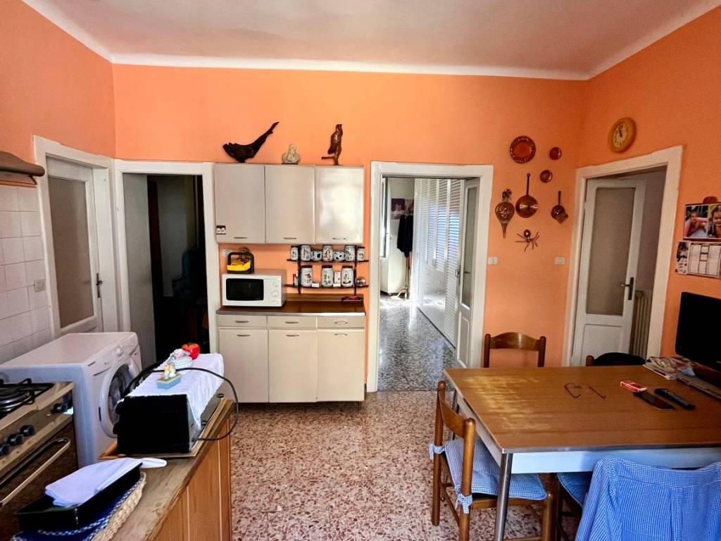 appartamento in vendita a Como in zona Como Centro