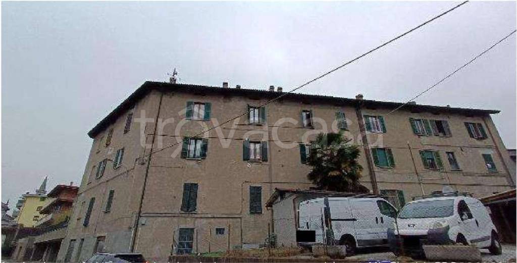 appartamento in vendita a Como in zona Rebbio