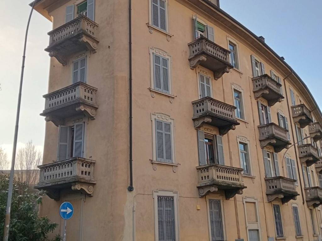 appartamento in vendita a Como in zona Borghi