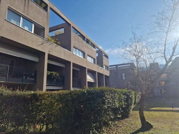 appartamento in vendita a Como in zona Borghi