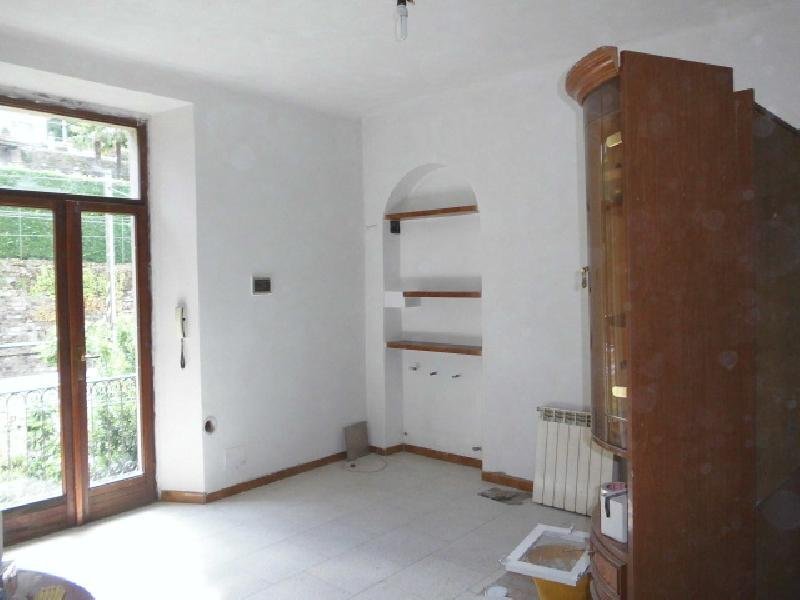 appartamento in vendita a Como in zona Caserme