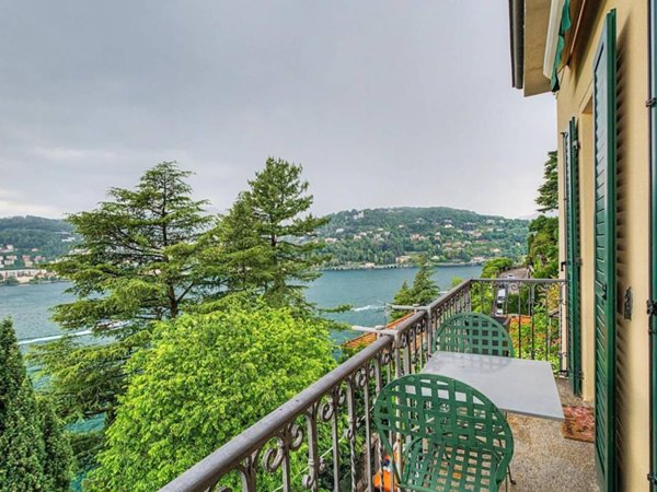 appartamento in vendita a Como in zona Prudenziana