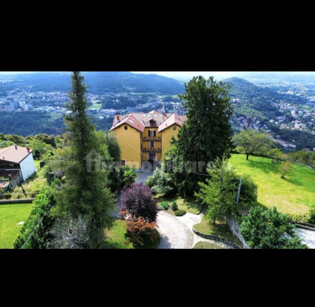 appartamento in vendita a Como in zona Civiglio