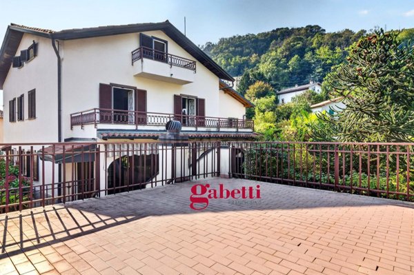 casa indipendente in vendita a Como in zona Monte Olimpino