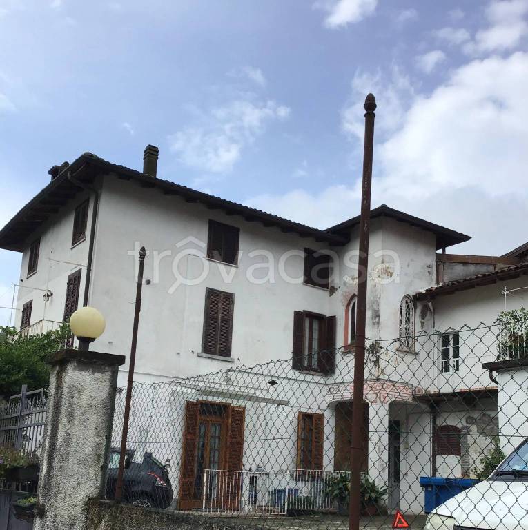 appartamento in vendita a Como in zona Monte Olimpino