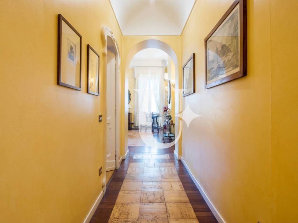 appartamento in vendita a Como in zona Como Centro