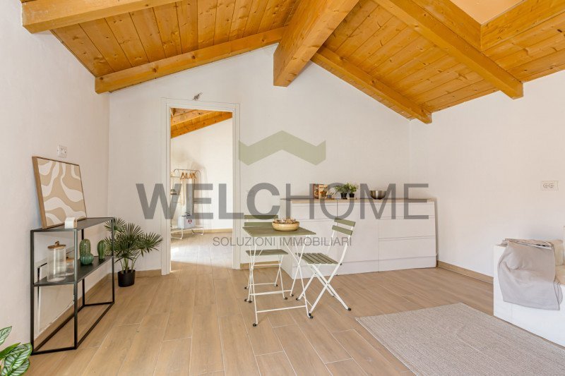 appartamento in vendita a Como in zona Rebbio