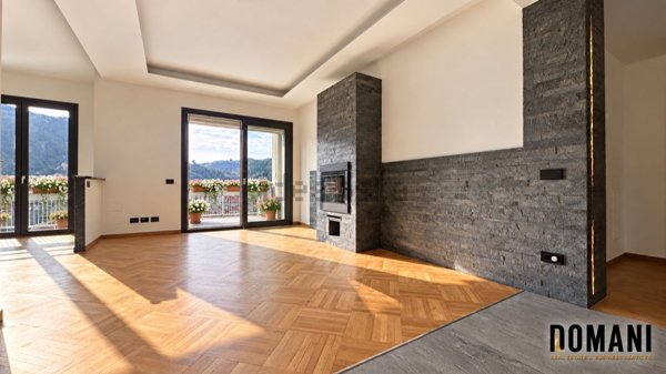 appartamento in vendita a Como in zona Como Centro