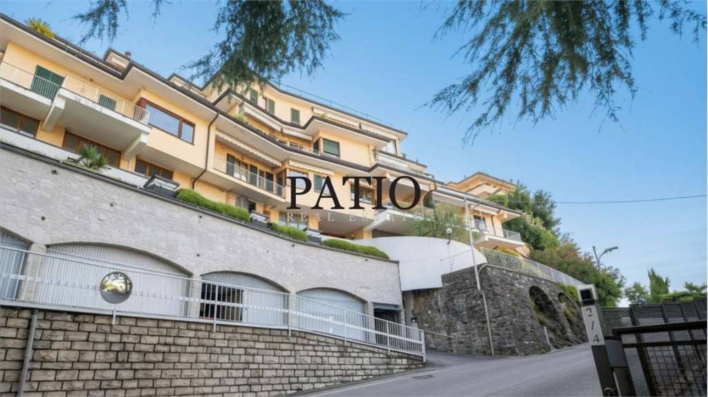 appartamento in vendita a Como in zona Garzola