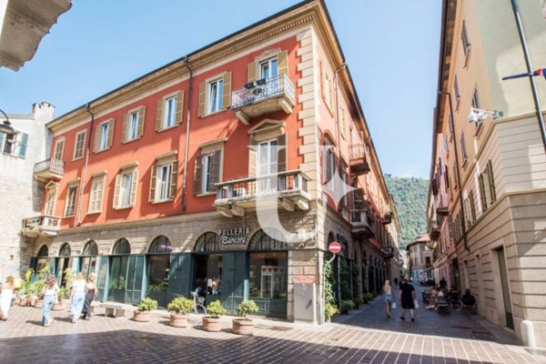appartamento in vendita a Como in zona Como Centro