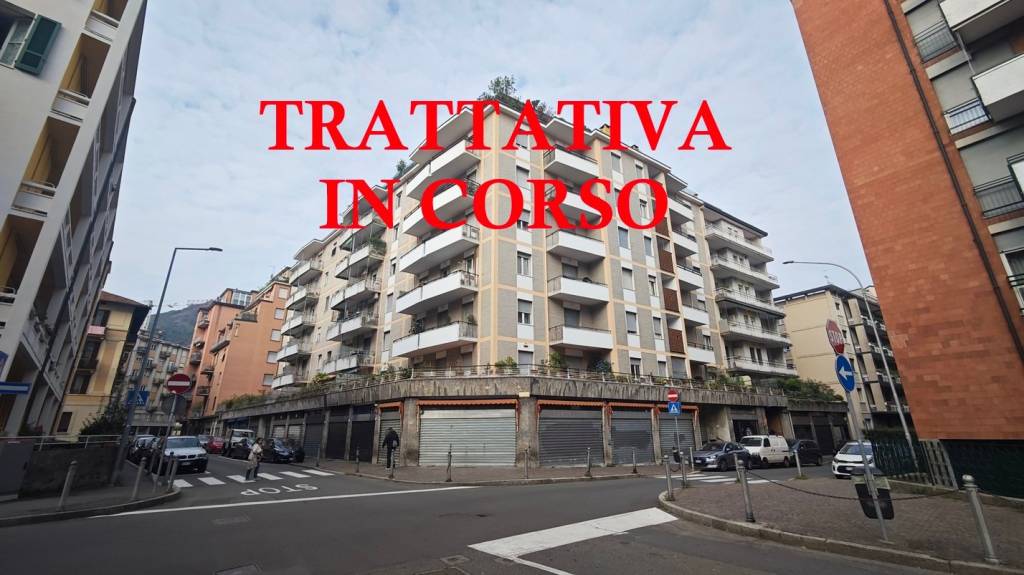 appartamento in vendita a Como in zona Borghi