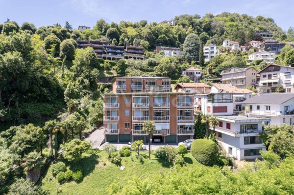 appartamento in vendita a Como in zona Villa Olmo