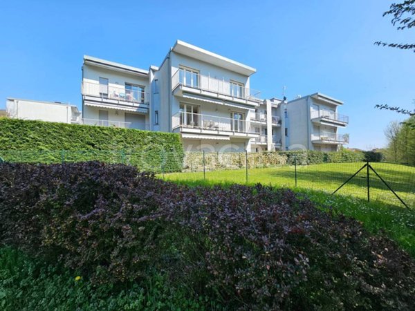 appartamento in vendita a Como in zona Rebbio