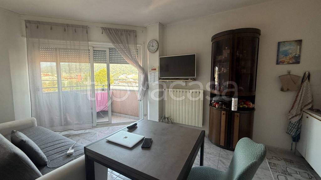 appartamento in vendita a Como in zona Camerlata