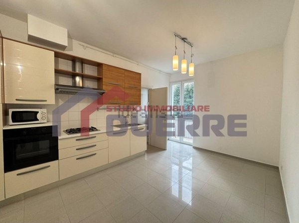 appartamento in vendita a Como in zona Borghi