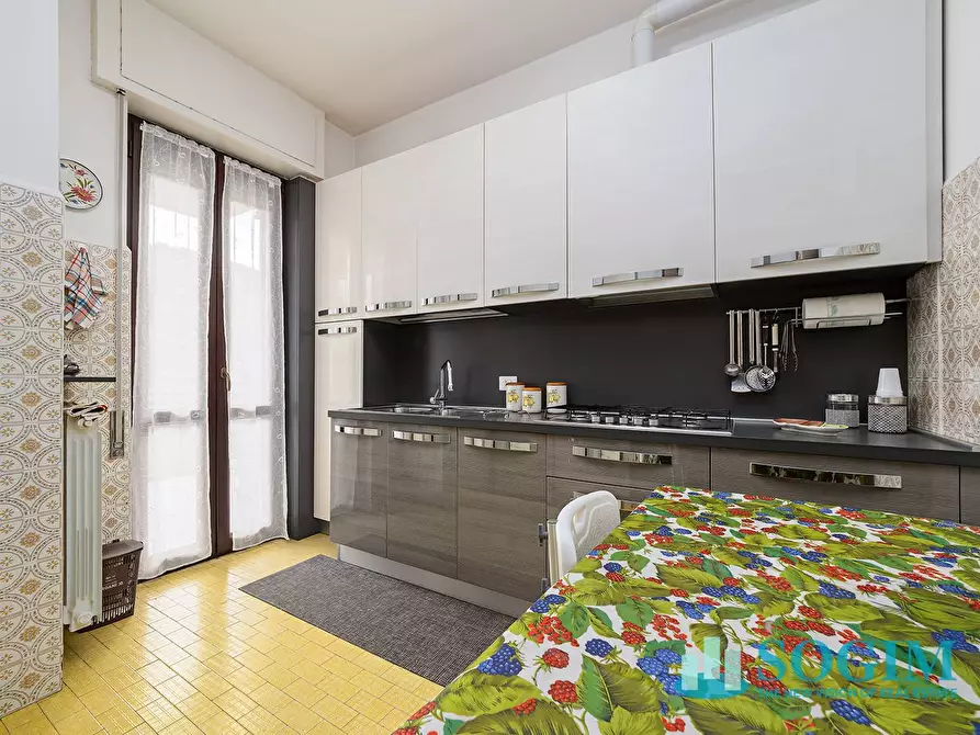 appartamento in vendita a Como in zona Borghi