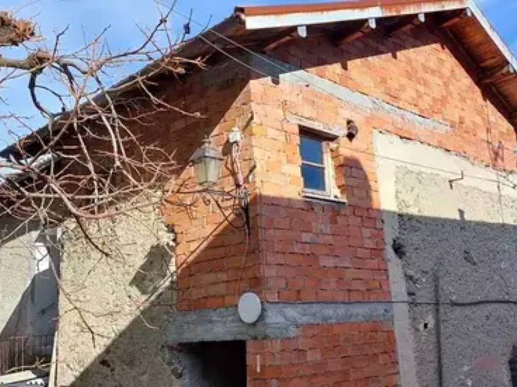 casa indipendente in vendita a Cremia in zona Vignola