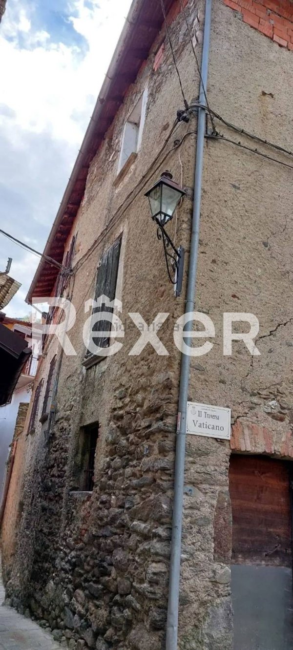 appartamento in vendita a Cremia in zona Cadreglio