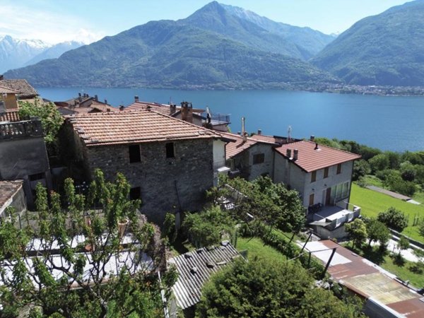 casa indipendente in vendita a Cremia in zona Vignola