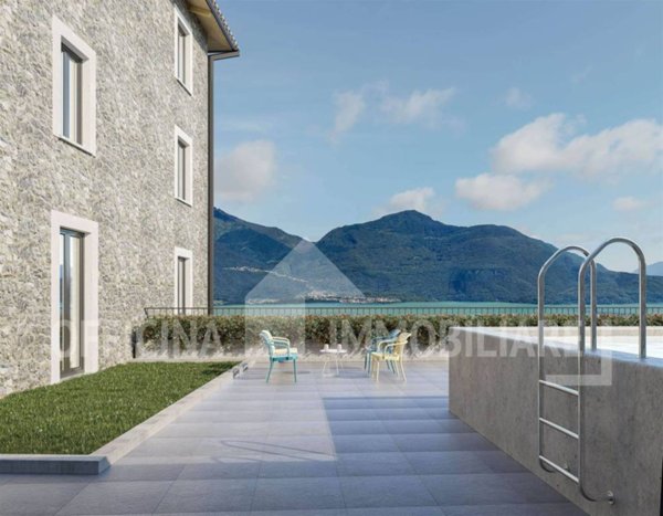 appartamento in vendita a Cremia in zona Vezzedo