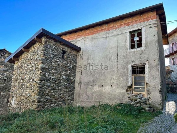 appartamento in vendita a Cremia in zona Vezzedo