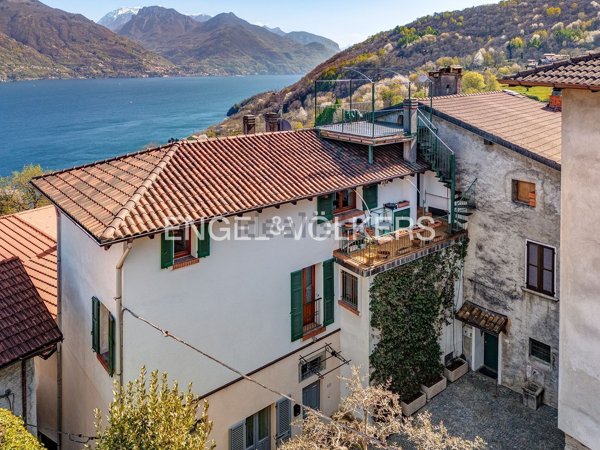 appartamento in vendita a Cremia in zona Semurano