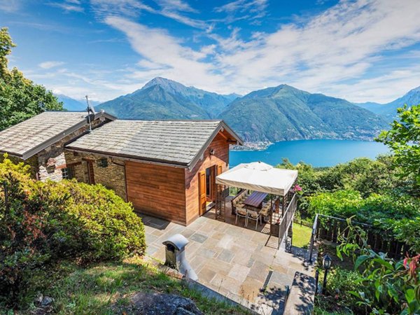 casa indipendente in vendita a Cremia in zona Vignola