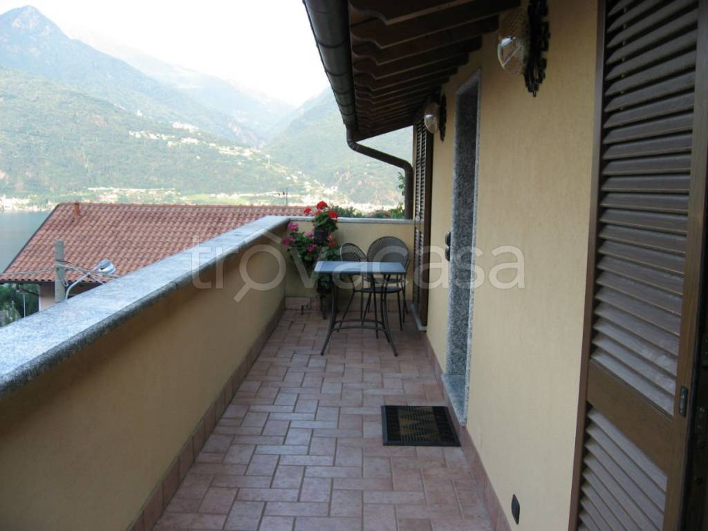 appartamento in vendita a Cremia in zona Somano