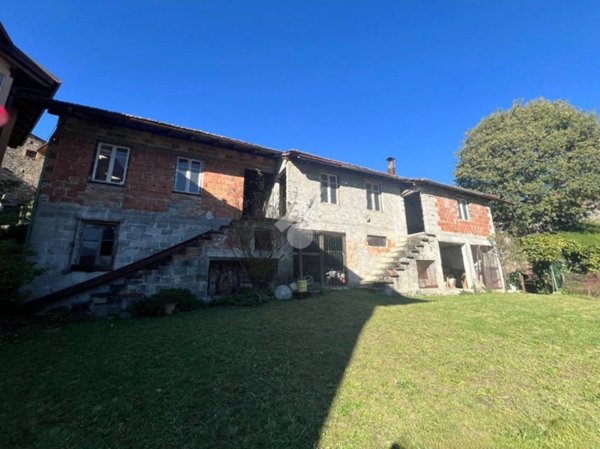 casa indipendente in vendita a Cremia in zona Motto