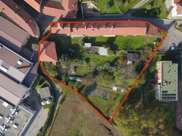 intera palazzina in vendita a Cucciago