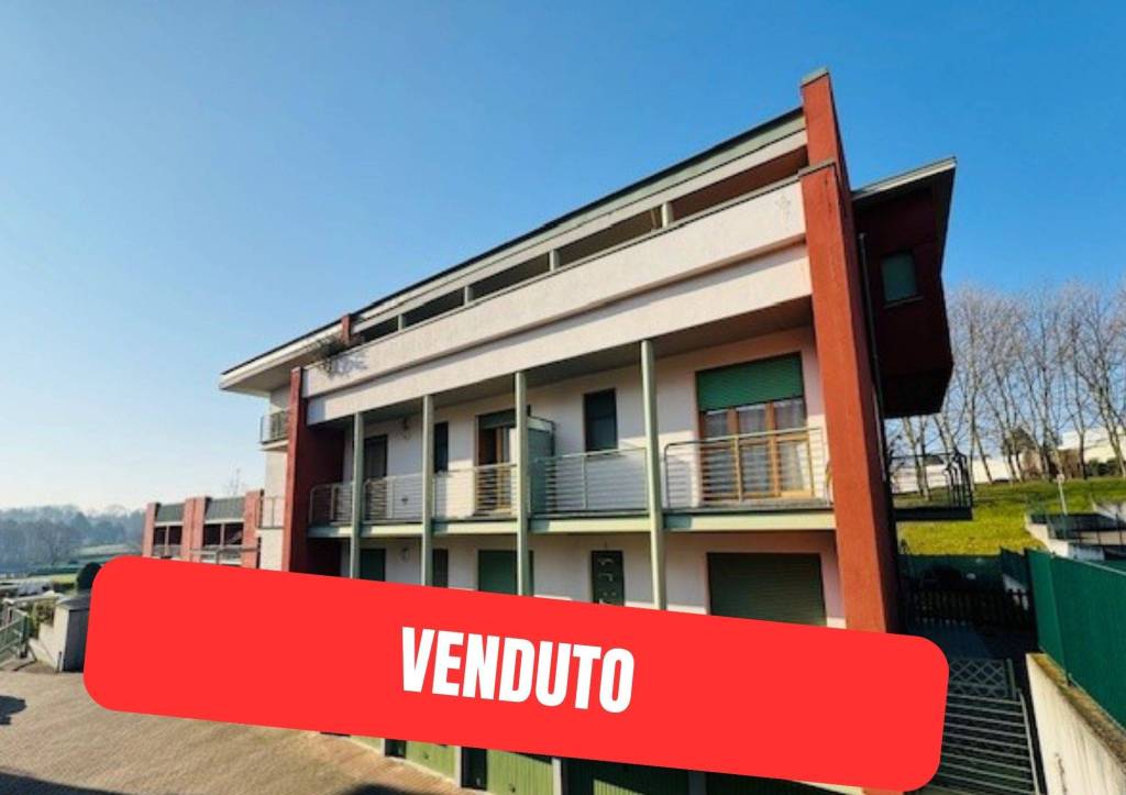 appartamento in vendita a Cucciago