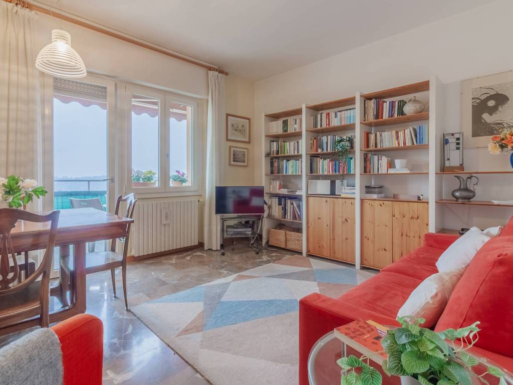 appartamento in vendita a Cucciago