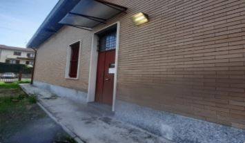 locale commerciale in vendita a Cucciago