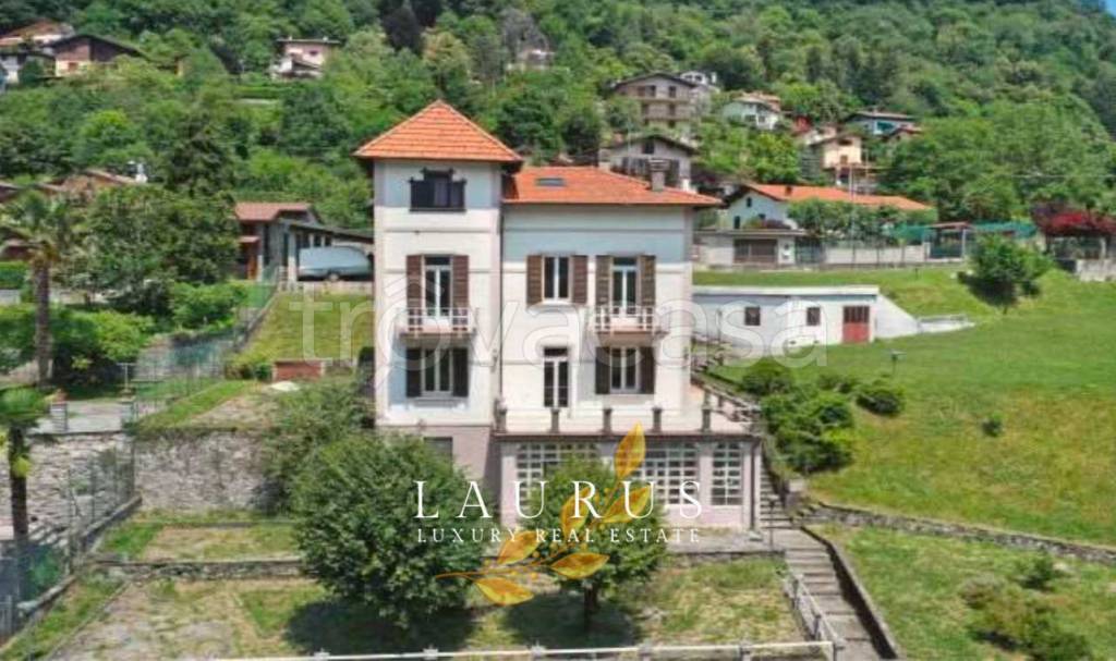 casa indipendente in vendita a Dizzasco