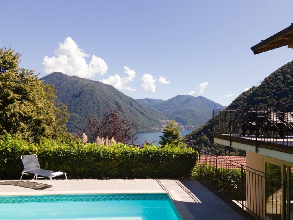 casa indipendente in vendita a Dizzasco