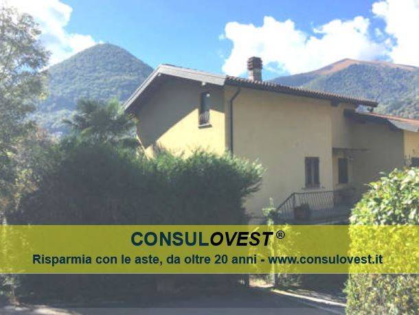 casa indipendente in vendita a Dizzasco