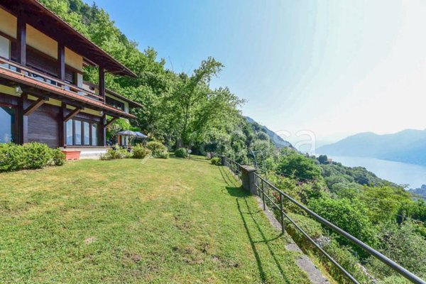 casa indipendente in vendita a Dizzasco
