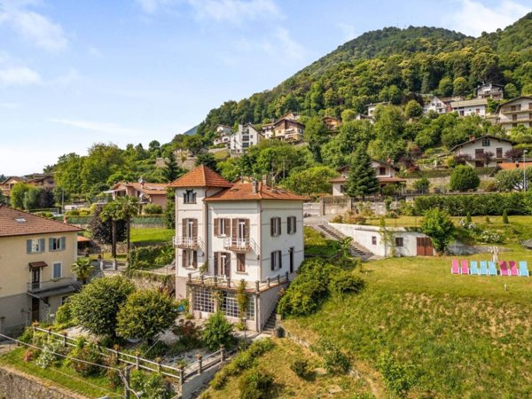 casa indipendente in vendita a Dizzasco
