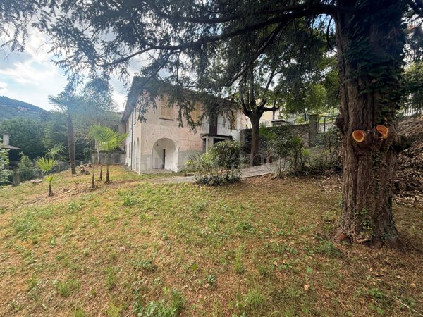casa indipendente in vendita a Dizzasco