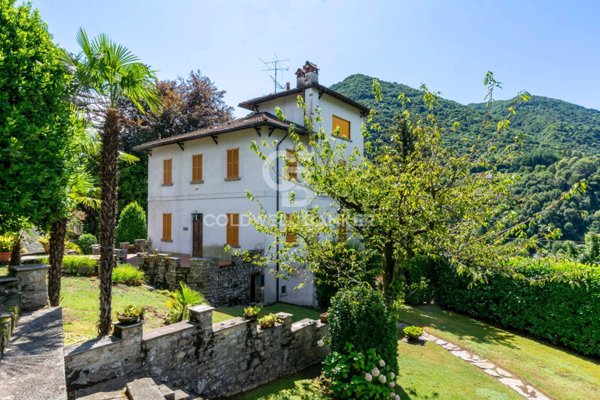 casa indipendente in vendita a Dizzasco