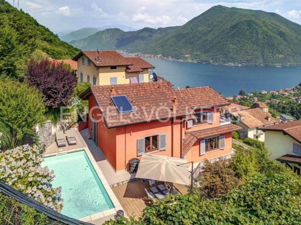 casa indipendente in vendita a Dizzasco